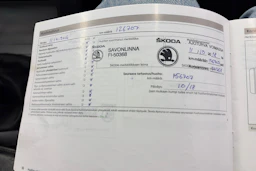 harmaa Skoda Octavia 2012 kuva 28.