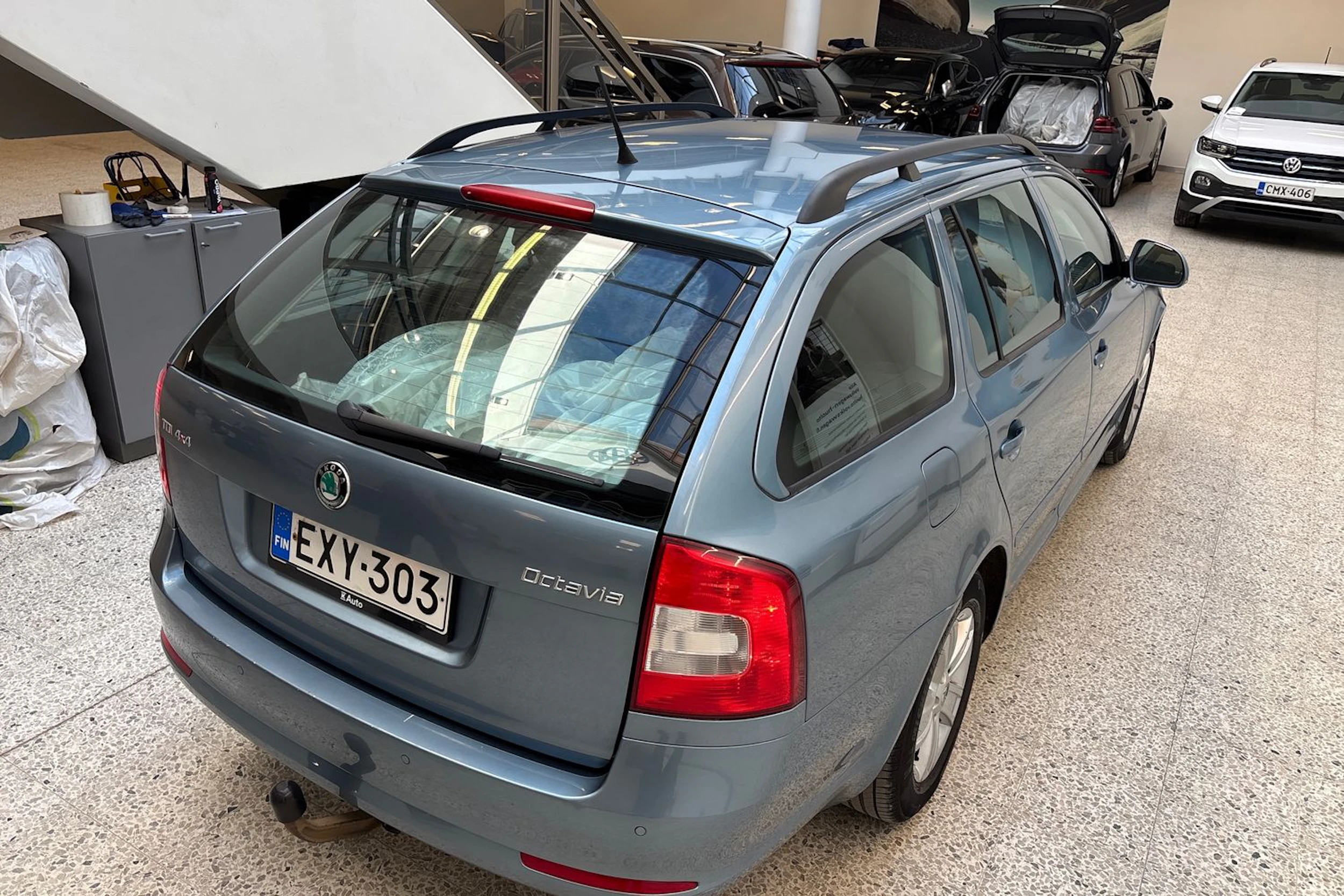 harmaa Skoda Octavia 2012 kuva 15.