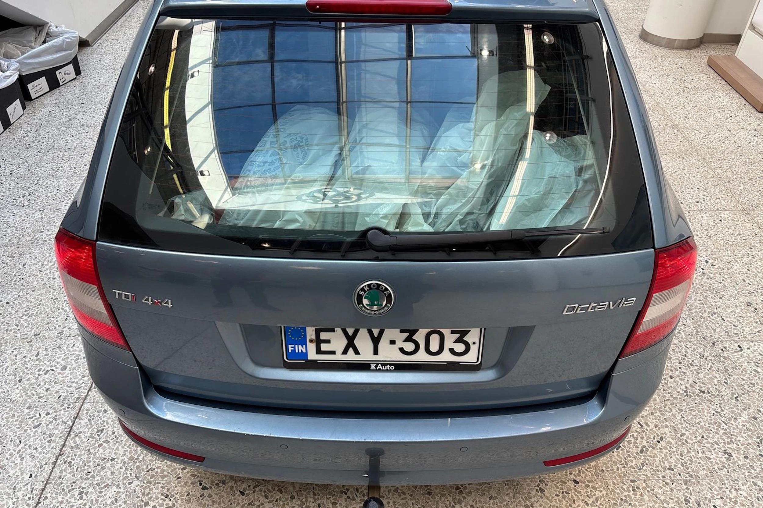 harmaa Skoda Octavia 2012 kuva 23.