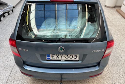 harmaa Skoda Octavia 2012 kuva 23.