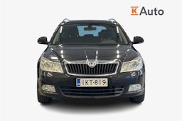musta Skoda Octavia 2012 kuva 4.