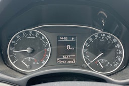 musta Skoda Octavia 2012 kuva 15.