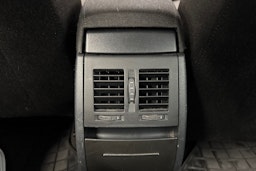 Harmaa Skoda OCTAVIA 2012 kuva 16.