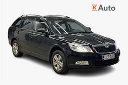 musta Skoda Octavia 2012 kuva 1.