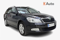 Musta Skoda OCTAVIA 2012 kuva 1.