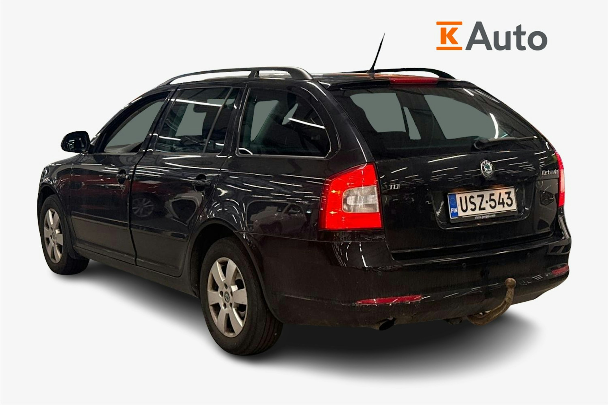 musta Skoda Octavia 2012 kuva 2.