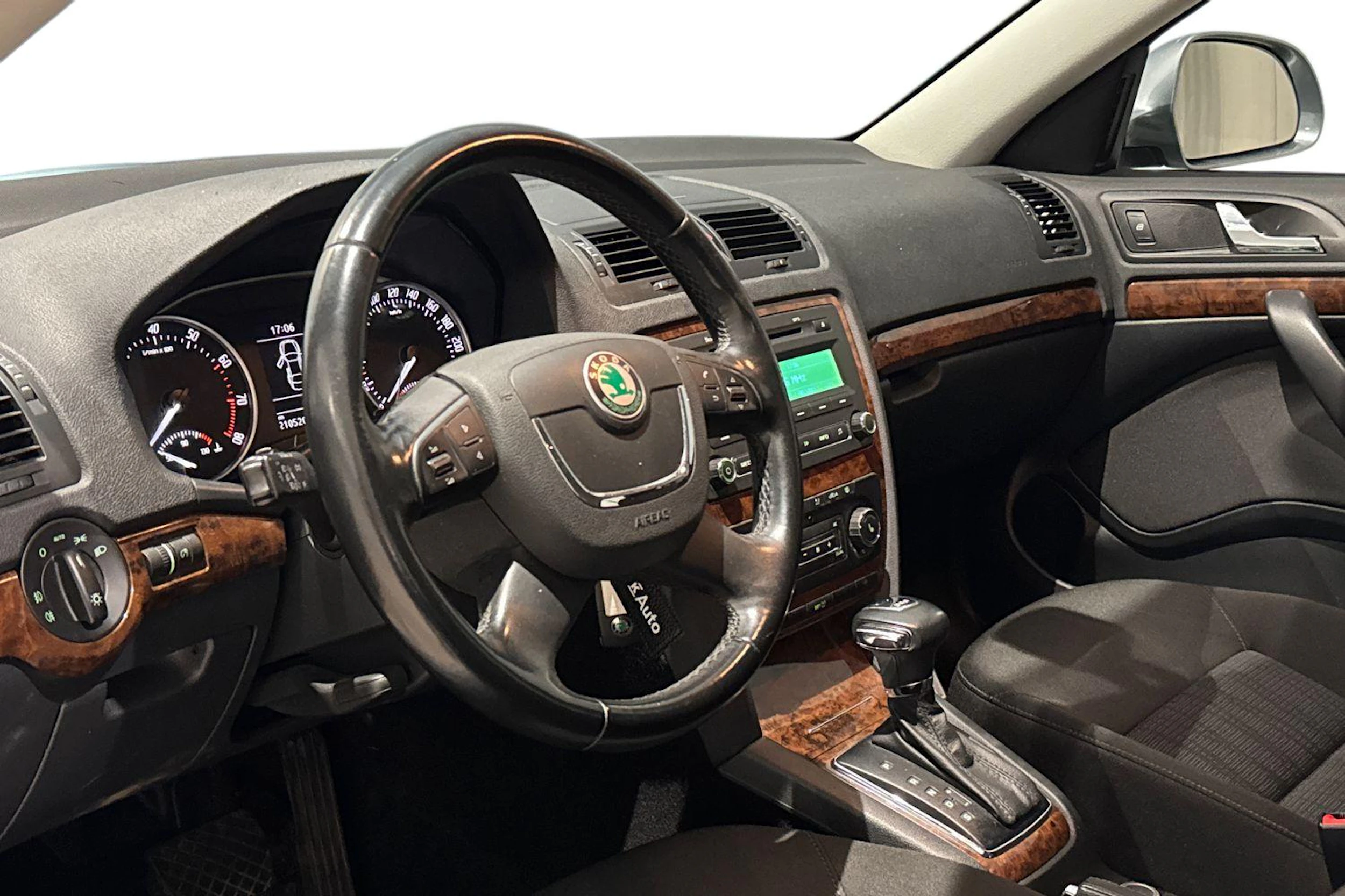 hopea Skoda Octavia 2012 kuva 6.