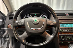 hopea Skoda Octavia 2012 kuva 14.