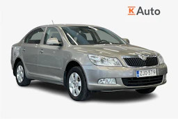 ruskea (beige) Skoda Octavia 2012 kuva 1.