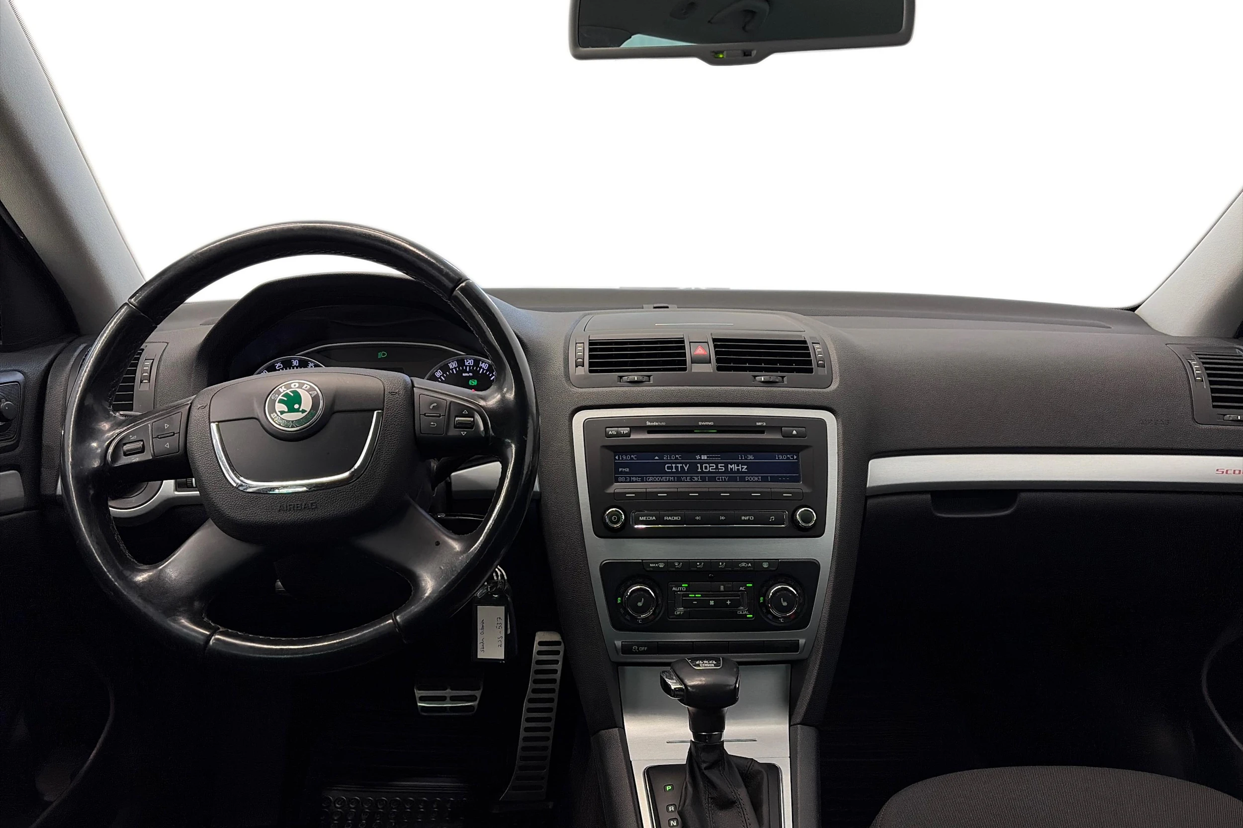 hopea Skoda Octavia 2012 kuva 9.