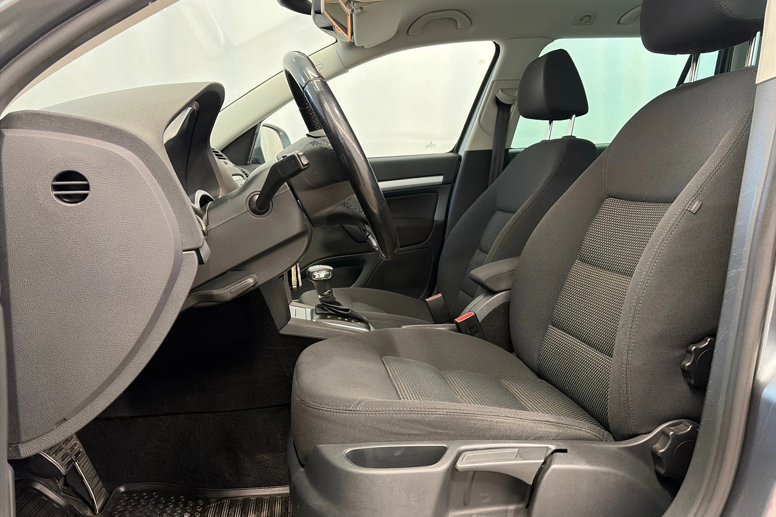 hopea Skoda Octavia 2012 kuva 15.
