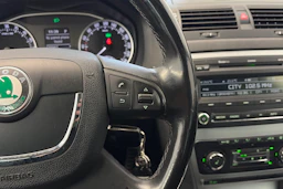 hopea Skoda Octavia 2012 kuva 19.