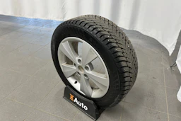 sininen Skoda Octavia 2013 kuva 14.