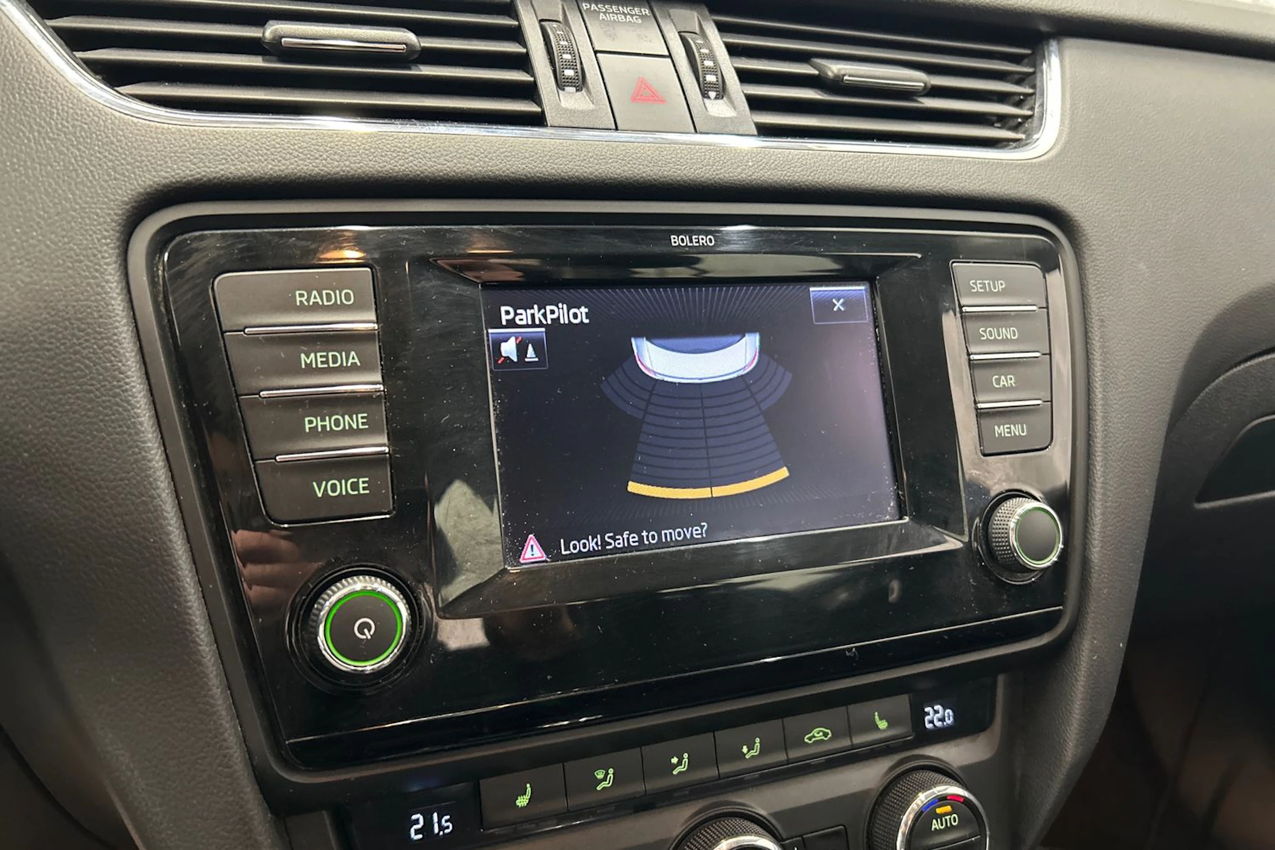 sininen Skoda Octavia 2013 kuva 19.