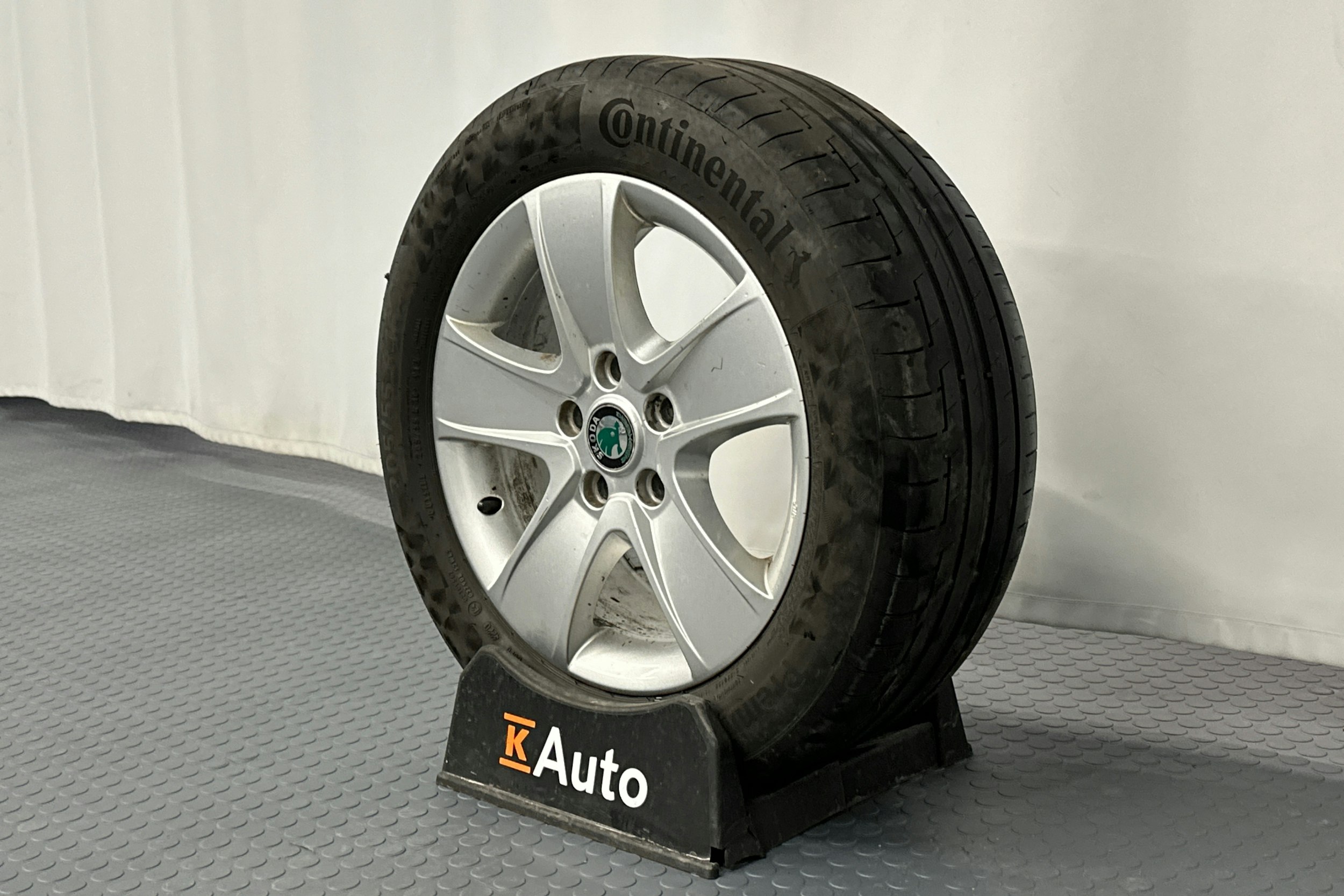 hopea Skoda Octavia 2013 kuva 13.