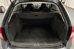 hopea Skoda Octavia 2013 kuva 14.