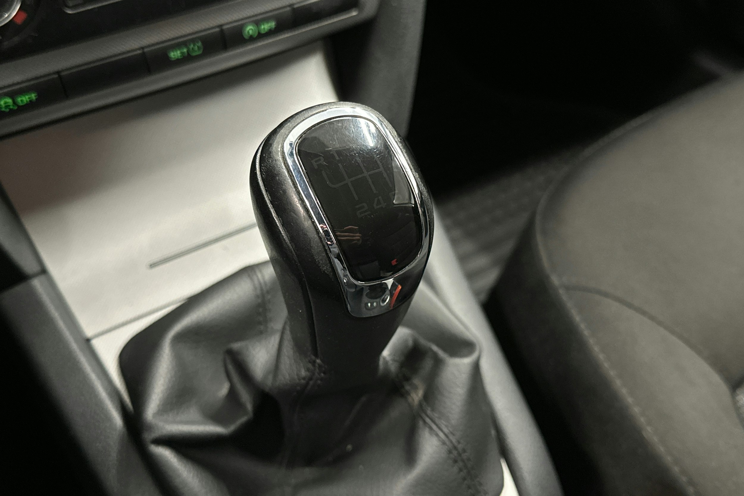 hopea Skoda Octavia 2013 kuva 22.