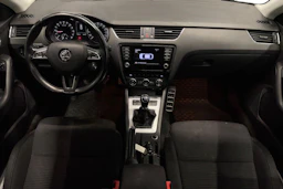 met. Ruskea (beige) Skoda OCTAVIA 2013 kuva 7.