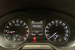 met. Ruskea (beige) Skoda OCTAVIA 2013 kuva 13.