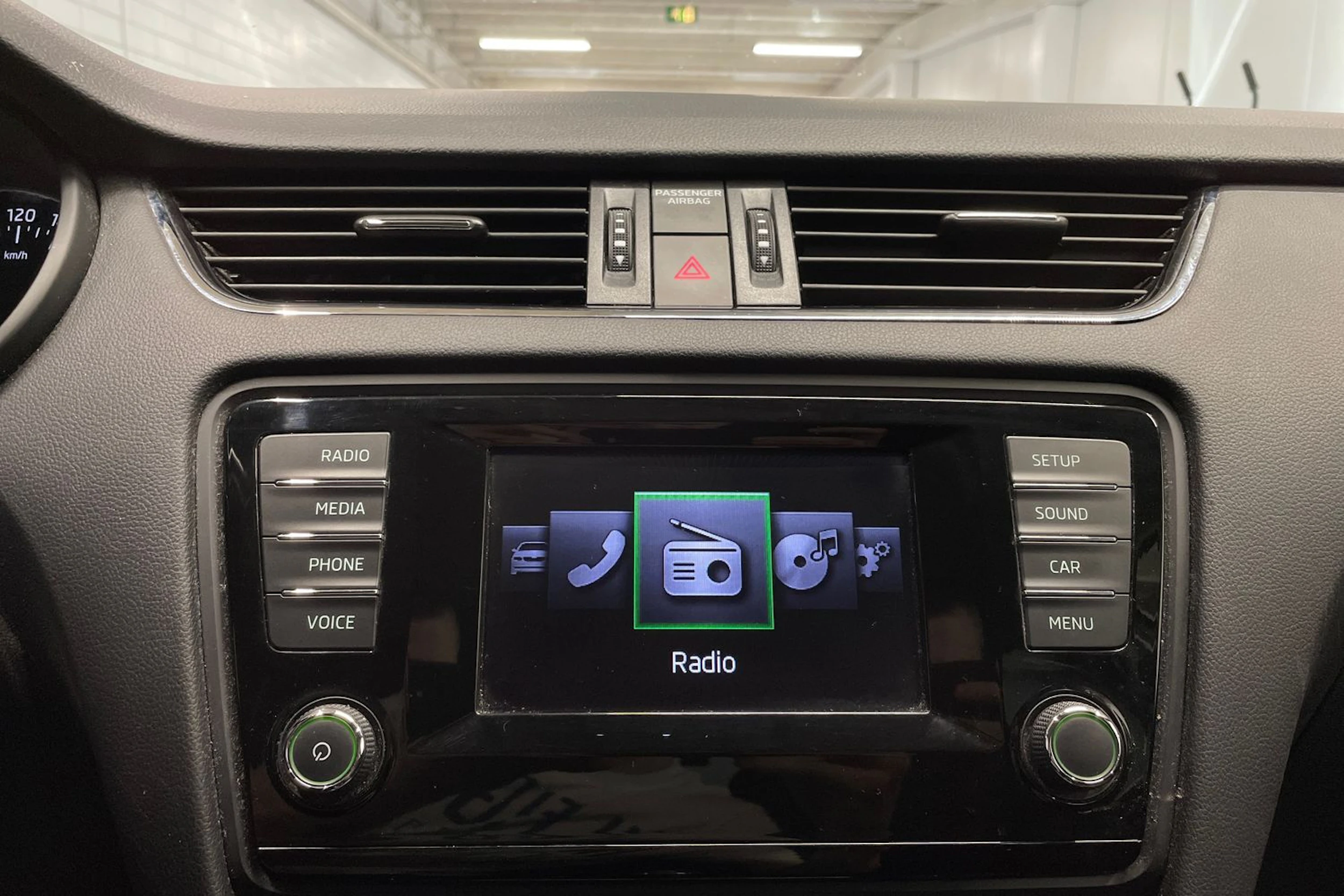 met. Ruskea (beige) Skoda OCTAVIA 2013 kuva 14.