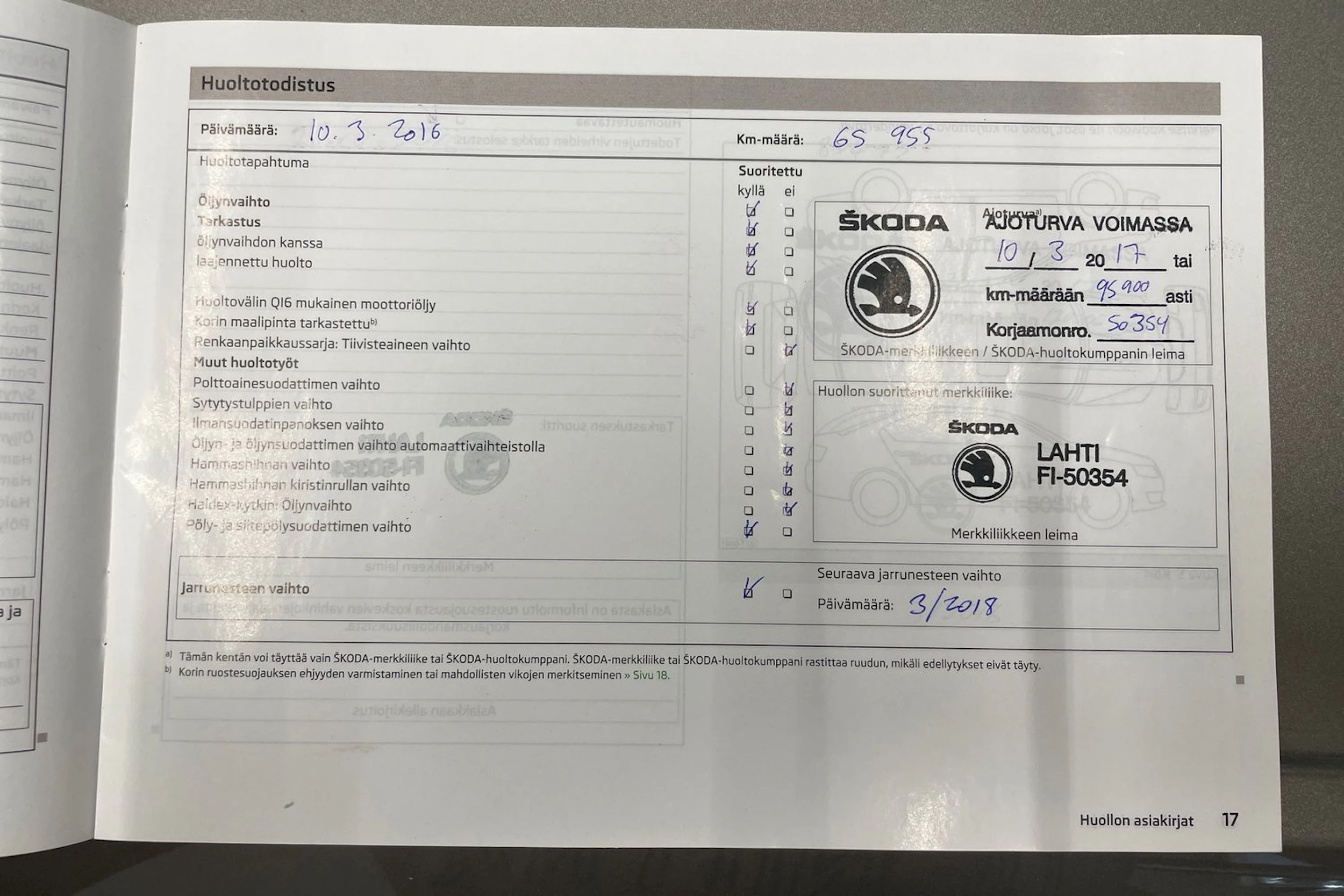 met. Ruskea (beige) Skoda OCTAVIA 2013 kuva 23.
