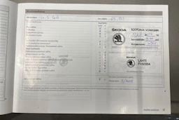 met. Ruskea (beige) Skoda OCTAVIA 2013 kuva 23.