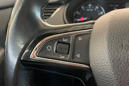 Valkoinen Skoda OCTAVIA 2013 kuva 13.