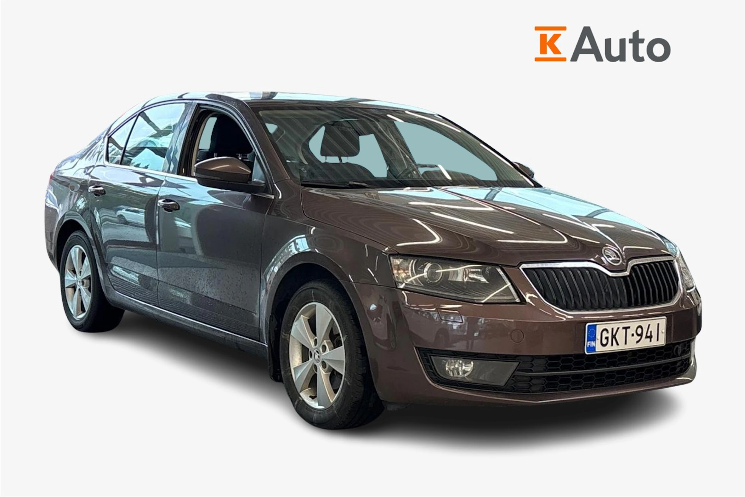 Ruskea (beige) Skoda OCTAVIA 2013 kuva 1.