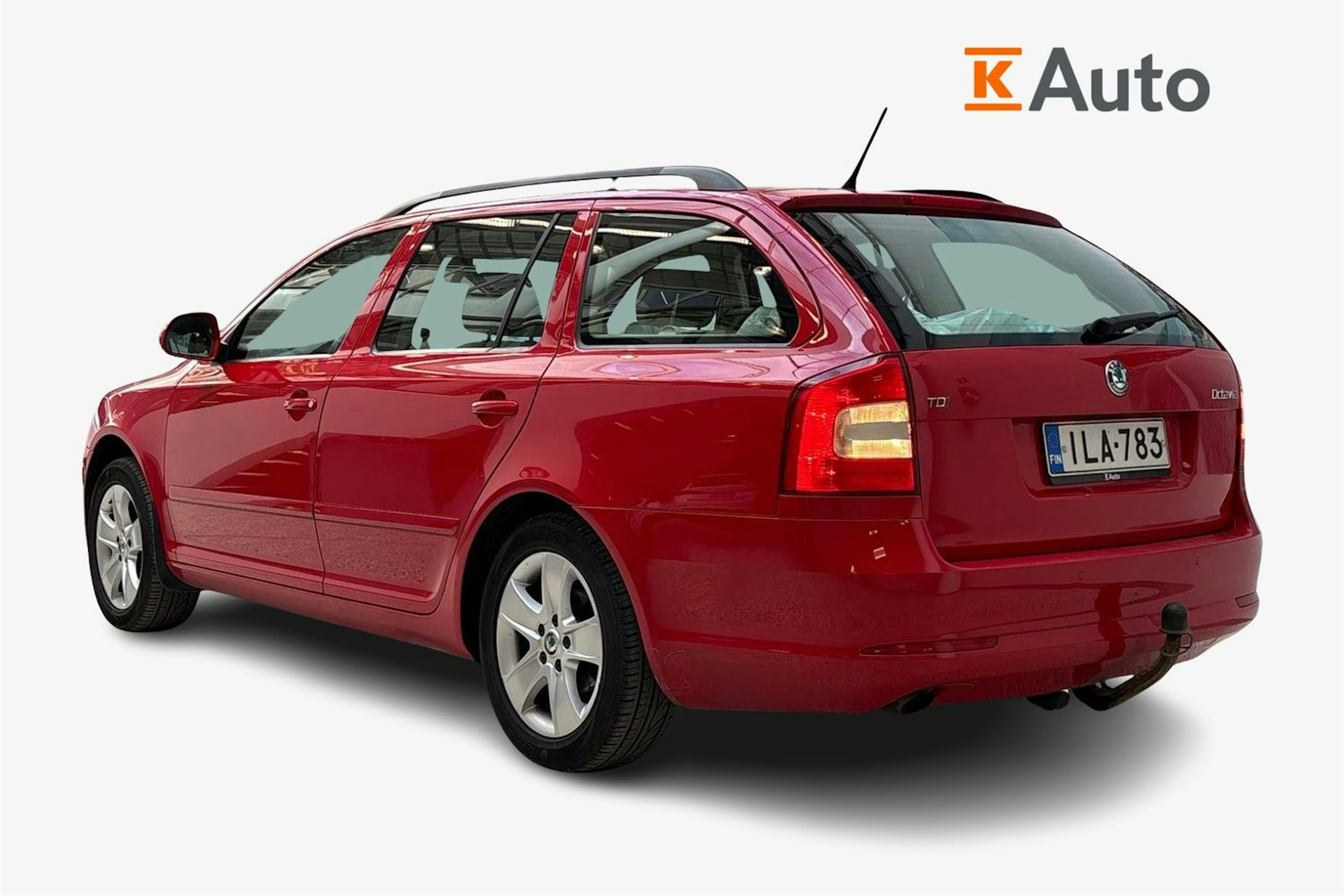 punainen Skoda Octavia 2013 kuva 2.