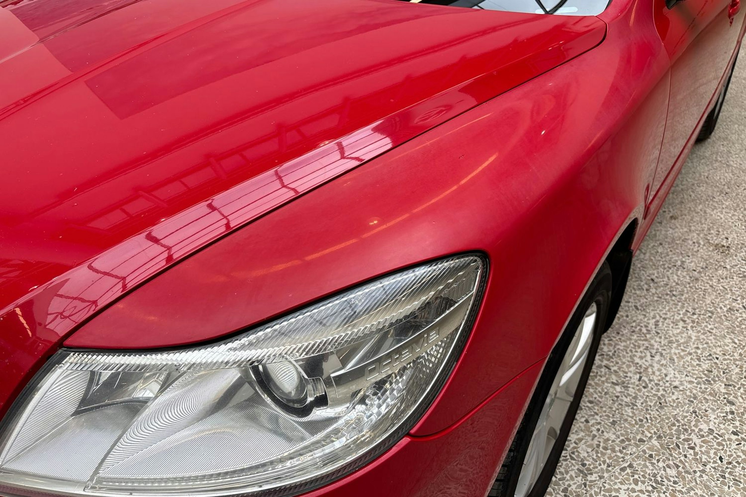 punainen Skoda Octavia 2013 kuva 27.
