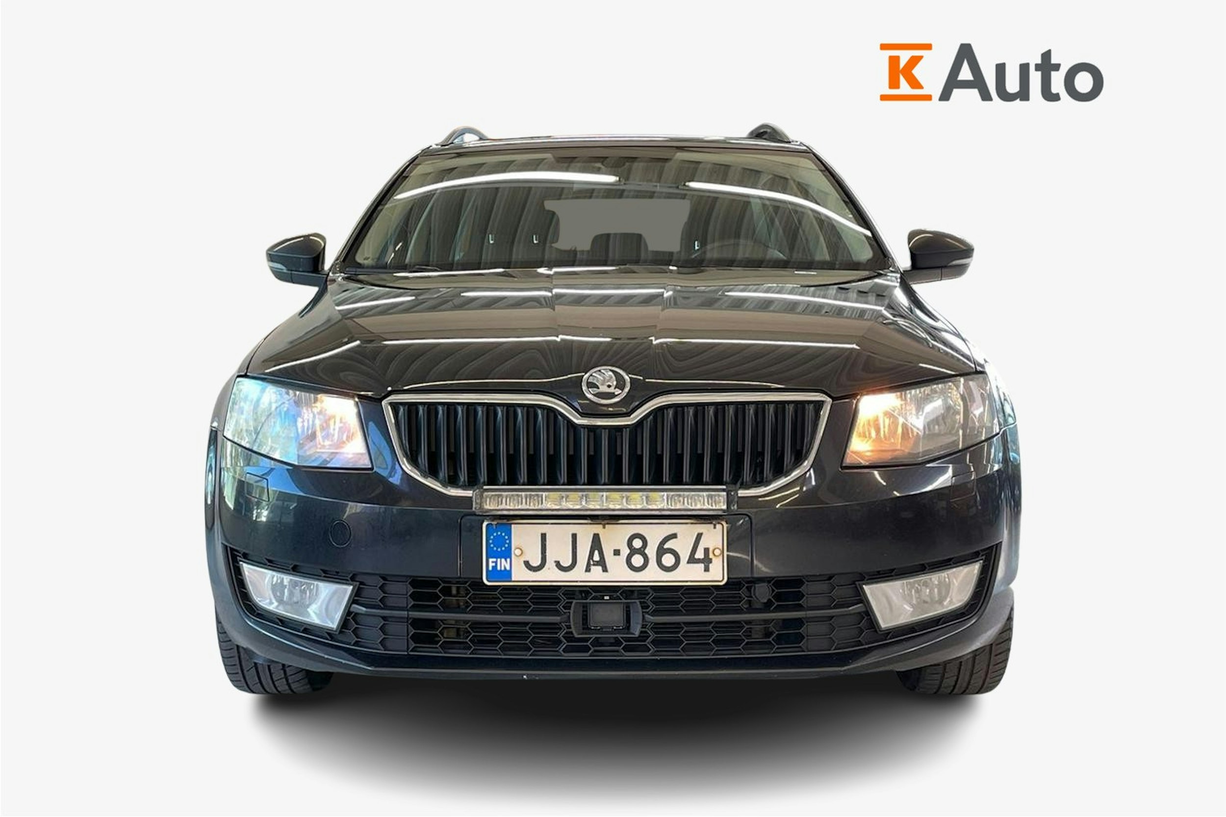 Musta Skoda OCTAVIA 2013 kuva 5.