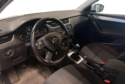 valkoinen Skoda Octavia 2013 kuva 3.