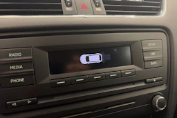 valkoinen Skoda Octavia 2013 kuva 16.