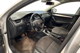hopea Skoda Octavia 2013 kuva 3.