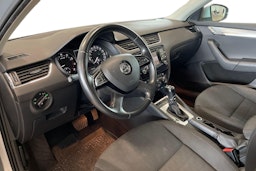 hopea Skoda Octavia 2013 kuva 7.