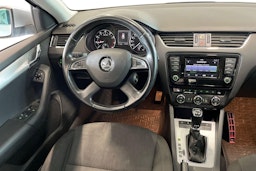hopea Skoda Octavia 2013 kuva 9.