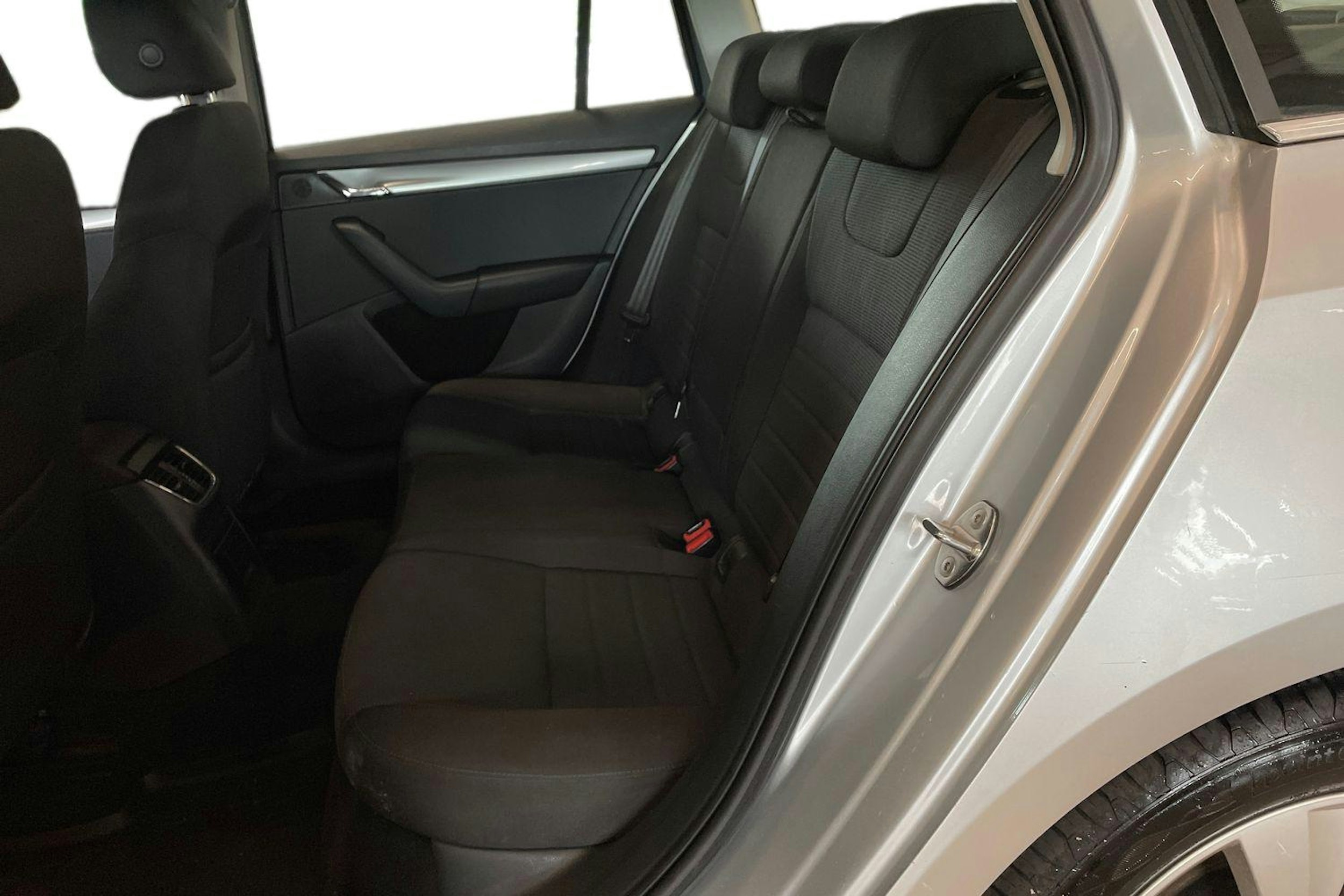 hopea Skoda Octavia 2013 kuva 10.
