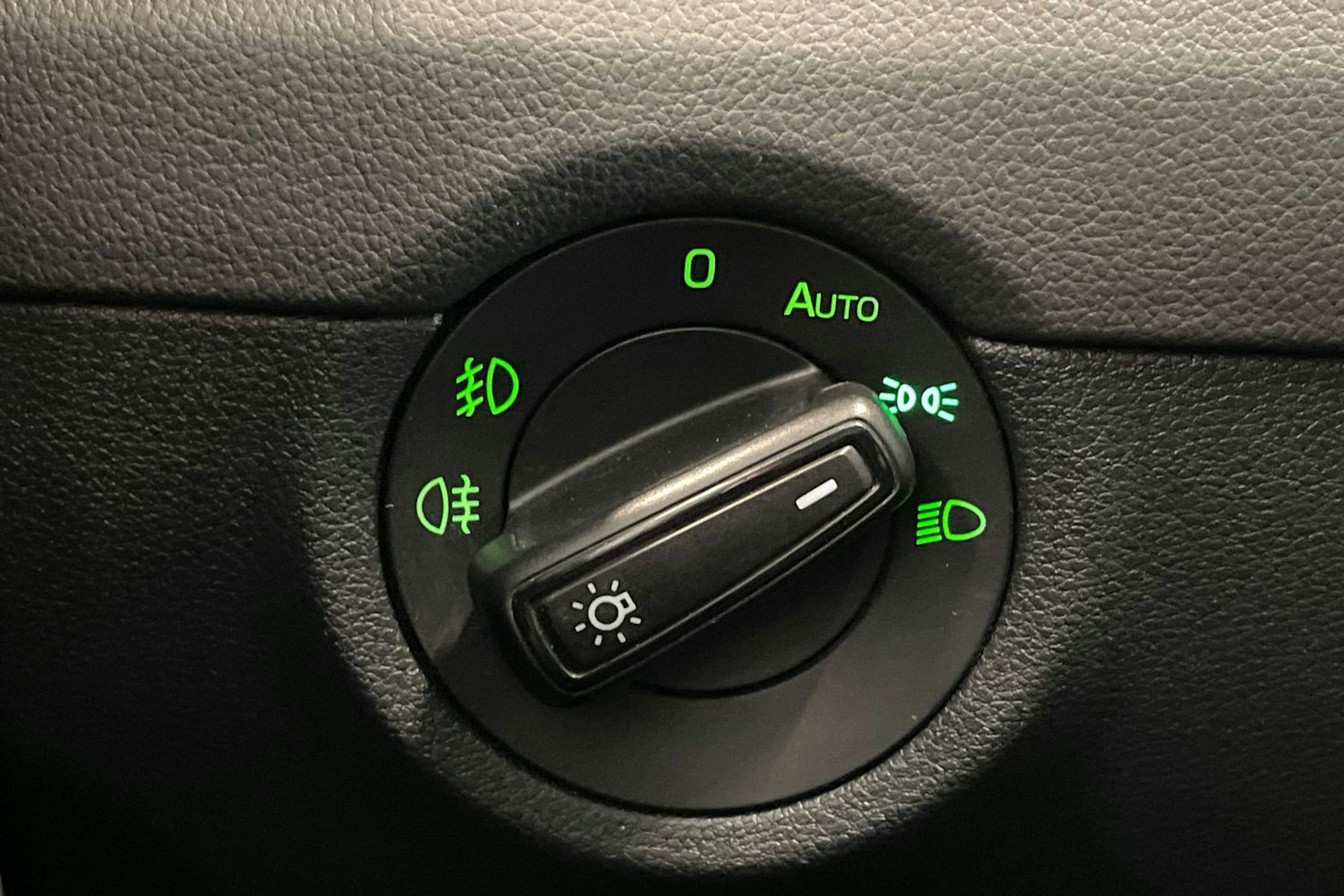 hopea Skoda Octavia 2013 kuva 20.