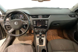 ruskea (beige) Skoda Octavia 2013 kuva 9.