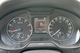 ruskea (beige) Skoda Octavia 2013 kuva 17.