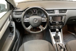 hopea Skoda Octavia 2013 kuva 9.