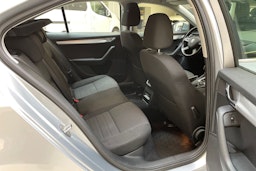 hopea Skoda Octavia 2013 kuva 14.