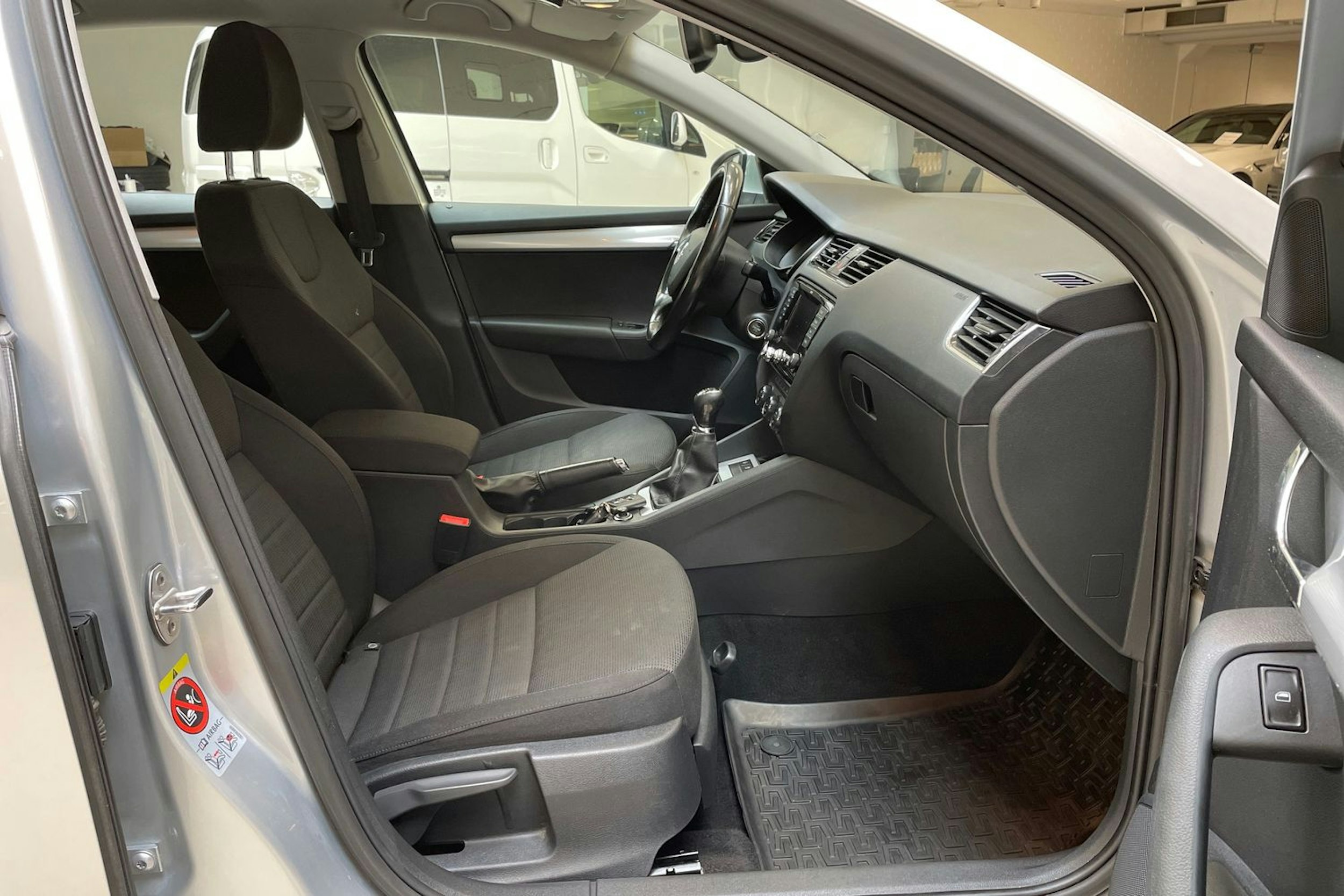 hopea Skoda Octavia 2013 kuva 15.