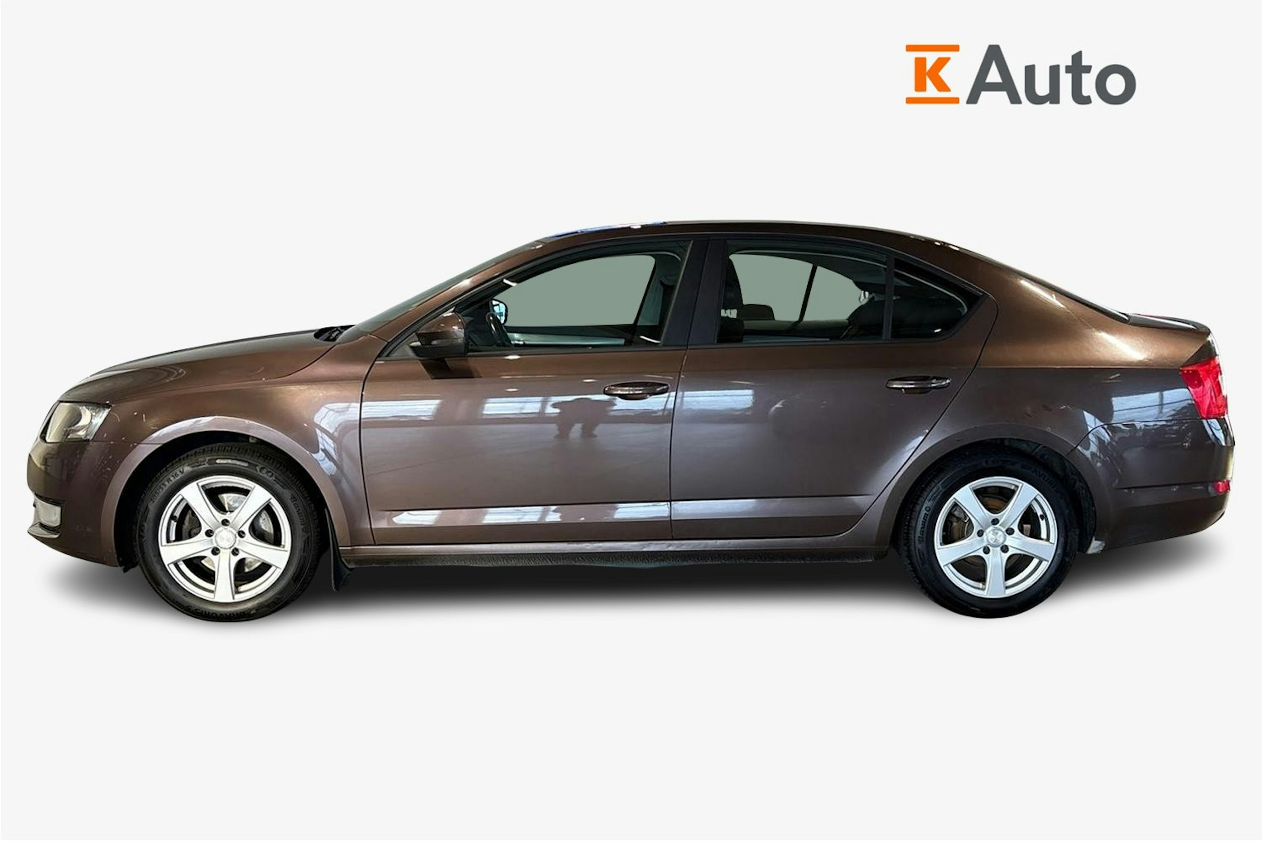 Ruskea (beige) Skoda OCTAVIA 2013 kuva 6.