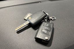 Ruskea (beige) Skoda OCTAVIA 2013 kuva 22.