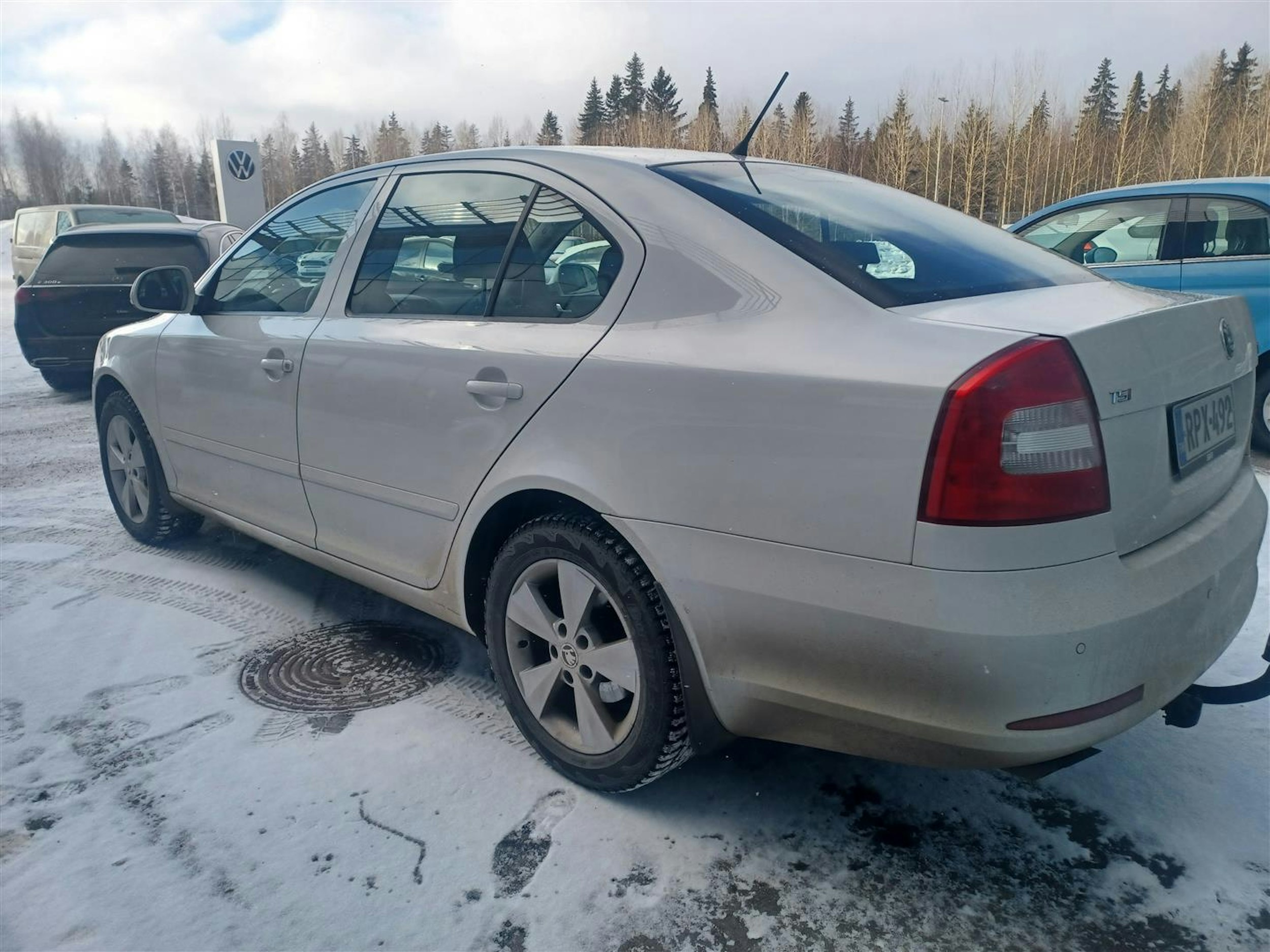 Valkoinen Skoda OCTAVIA 2013 kuva 2.