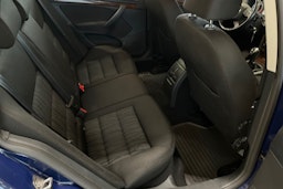 sininen Skoda Octavia 2013 kuva 16.