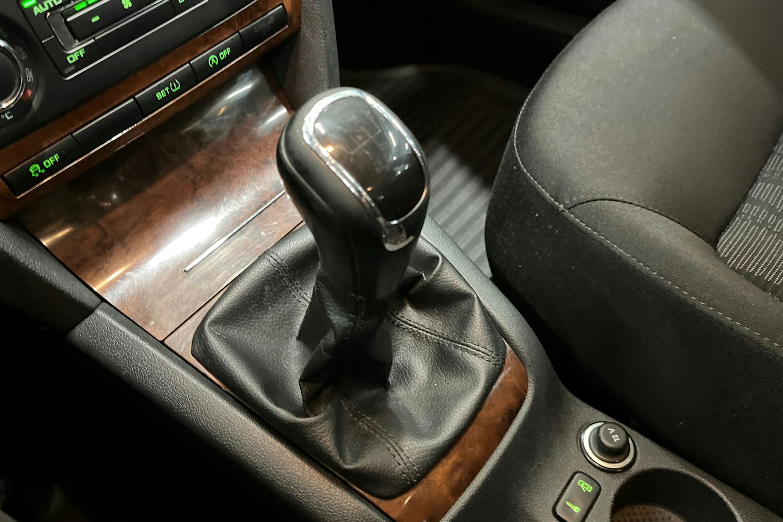 sininen Skoda Octavia 2013 kuva 21.