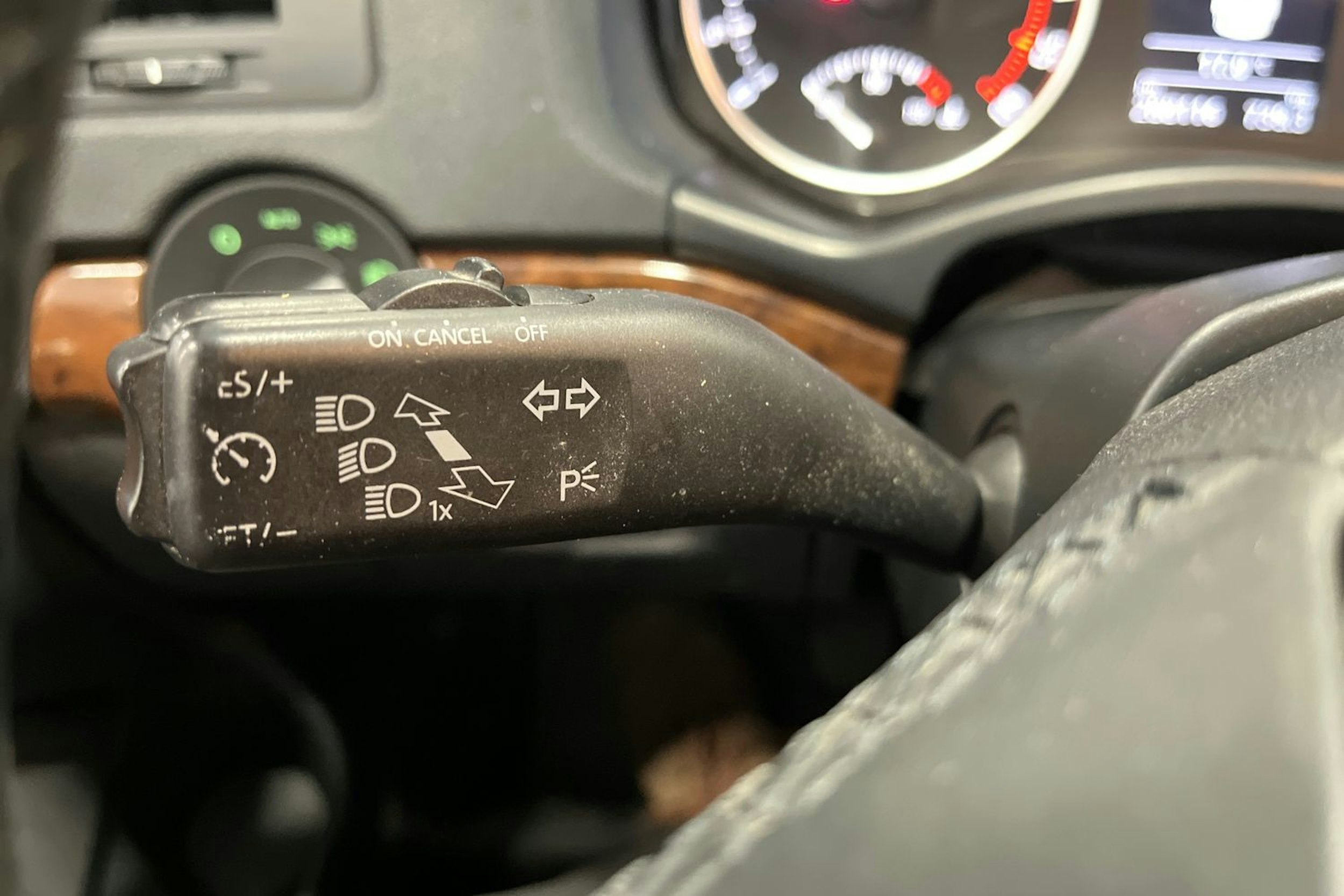 sininen Skoda Octavia 2013 kuva 22.