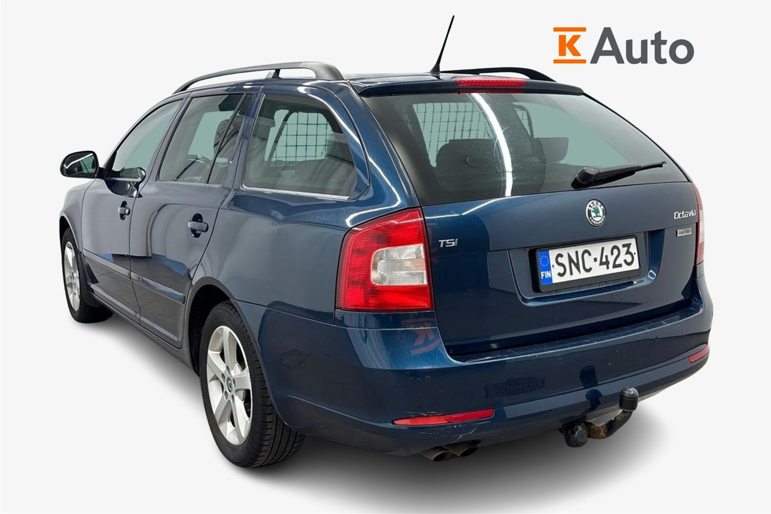 sininen Skoda Octavia 2013 kuva 2.
